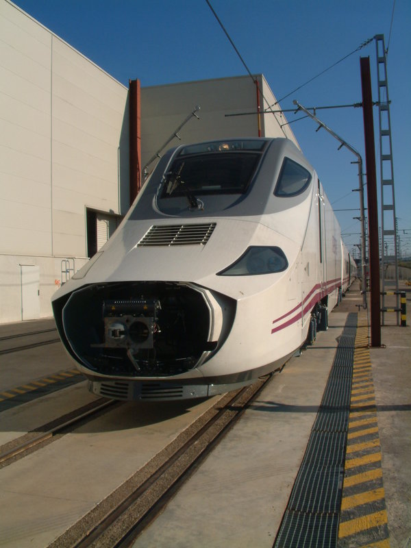 TALGO 250 11 (Las Matas  18-09-2006).JPG