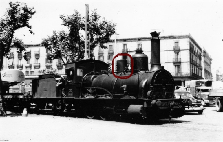 RN030-2599xret.JPG