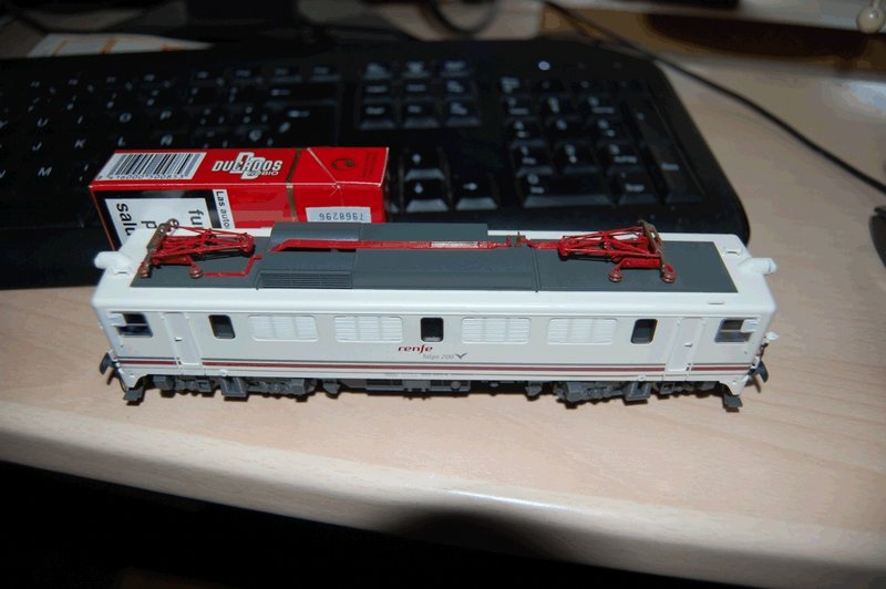 269402_01.jpg