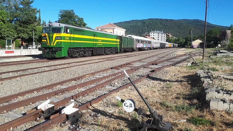 Traslado coches Canfranc_Jaca 06AGO2020.jpg