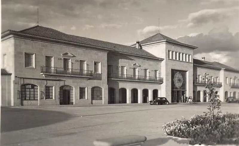 estacion-ourense-1952-renfe2.jpg