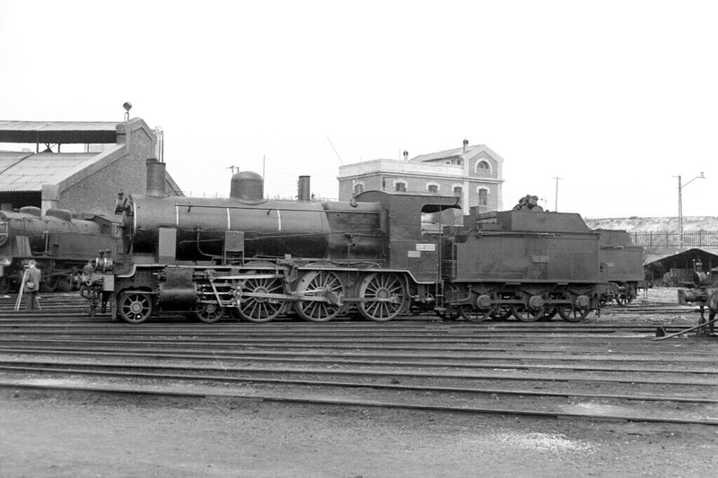 230-2055 tarragona 1963.jpg