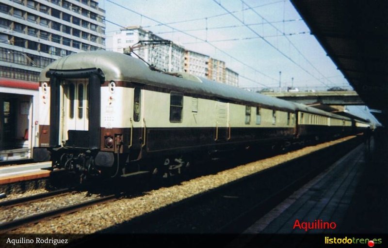 S1021.jpg