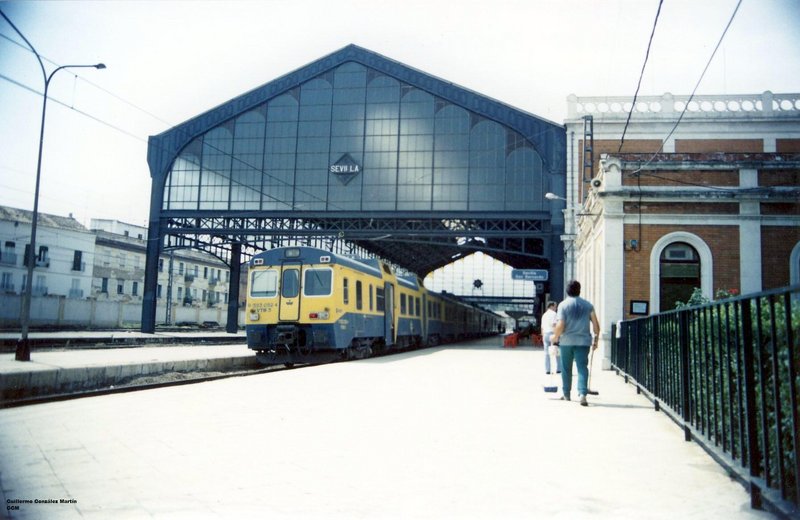 972.jpg