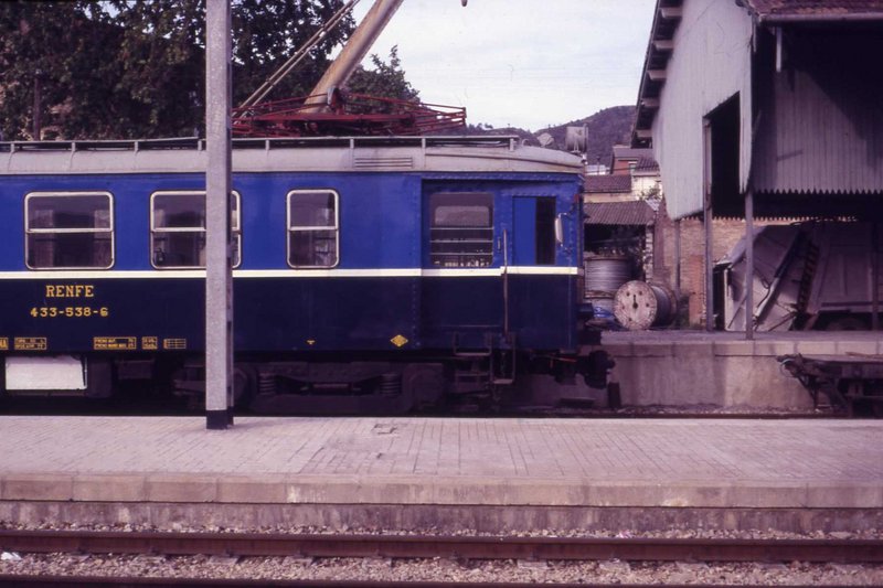 ut 300-5009.jpg
