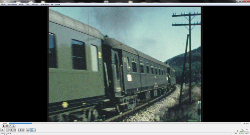 Coche 1600 tono Azulado.png
