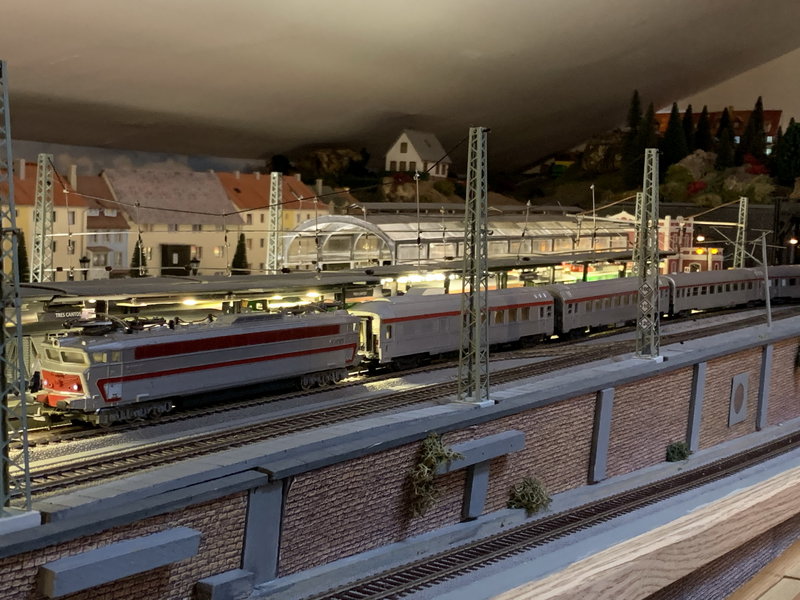Lima 40101-2.JPG