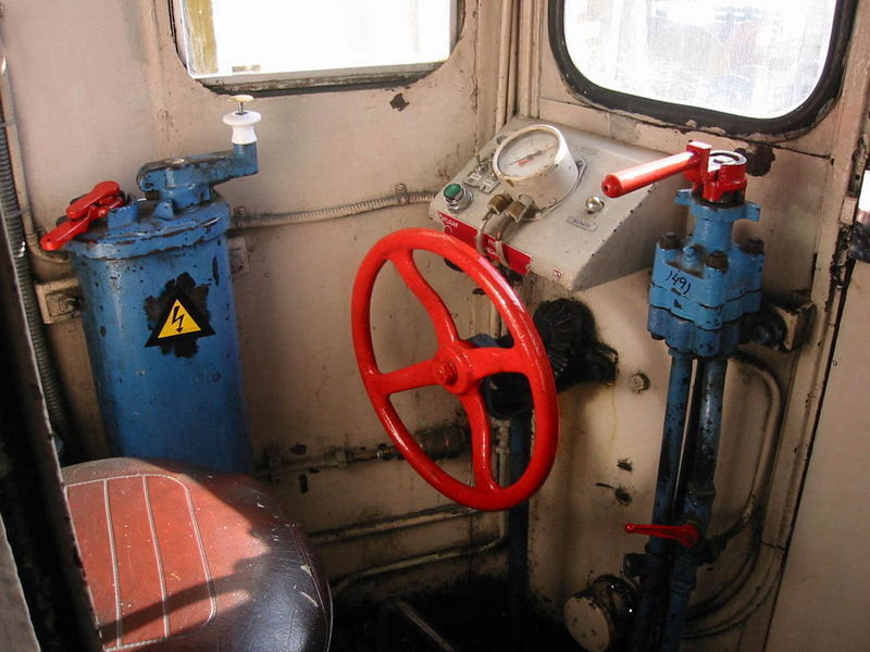 Pupitre de coche clásico.jpg