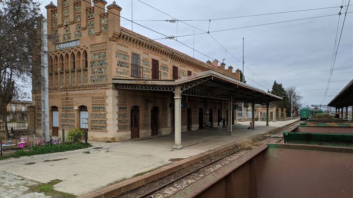 Estacion-Algodor_2371572835_29647828_720x405.jpg