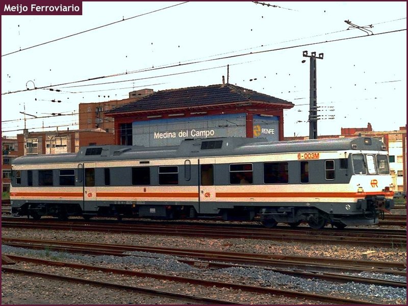 Renfe 596 primera versión.jpg