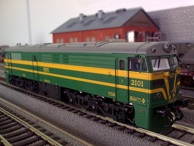 321-001.jpg