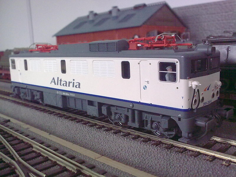 269-255.jpg
