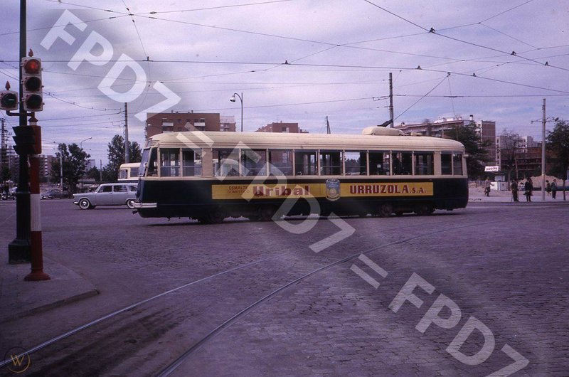 El 1101 quizá,  en línea 1 en julio de 1964.jpg