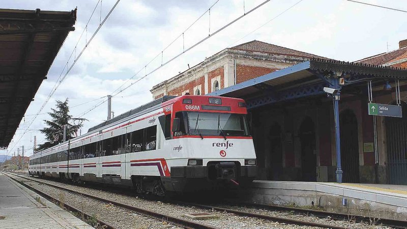 OK-cercanias-estacion-segovia-1392x783.jpg