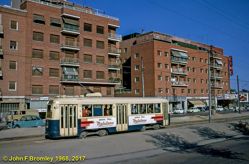 El 1114 en línea 75. 1968.jpg