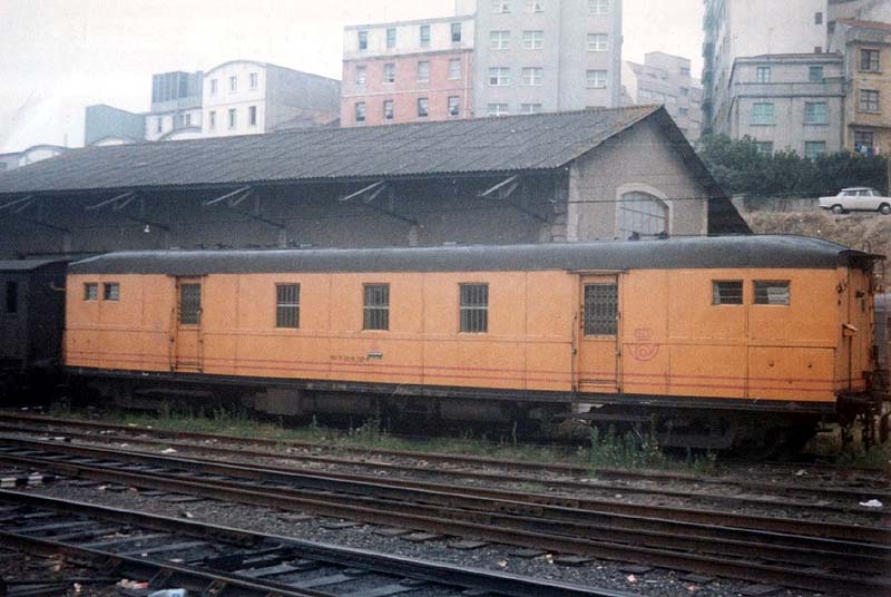 6 de agosto de 1981 La Coruña DGDC-1025 Ex FFF-14.jpg