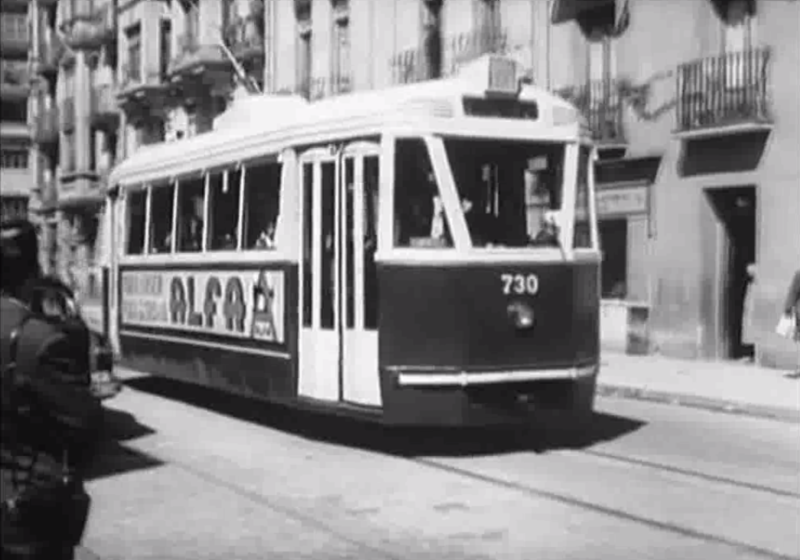 El 730 en 1958a. Fotograma de Entierro de un funcinario en primavera.png