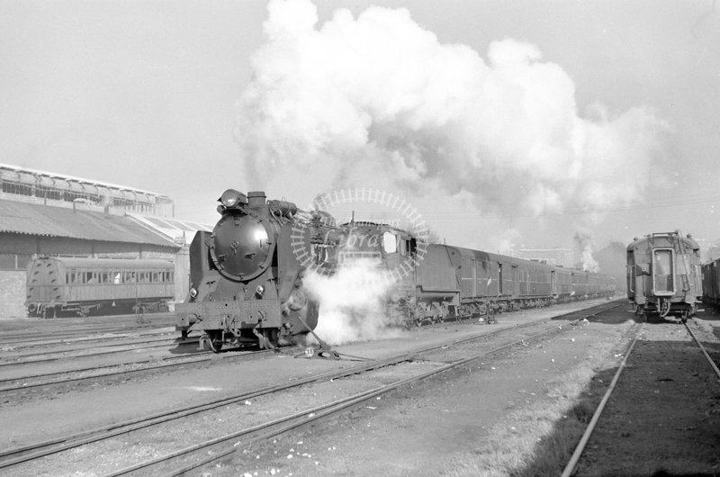 79085 RENFE Spanish Railways Steam Locomotive Class 141 141 2252  at Delicias in 1966 - 25-03-1966 - Lawrie Marshall.jpg