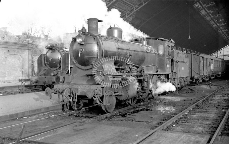 62997 RENFE Spanish Railways Steam Locomotive Class 130 130 2120  at Madrid Delicias in 1965 - 29-03-1965 - Lawrie Marshall.jpg