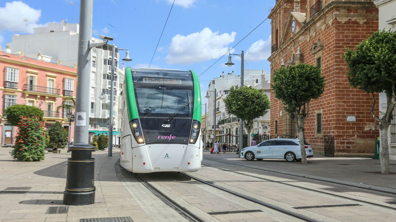 tranvia-pruebas-Real-San-Fernando_1704140997_162983747_1200x675.jpg