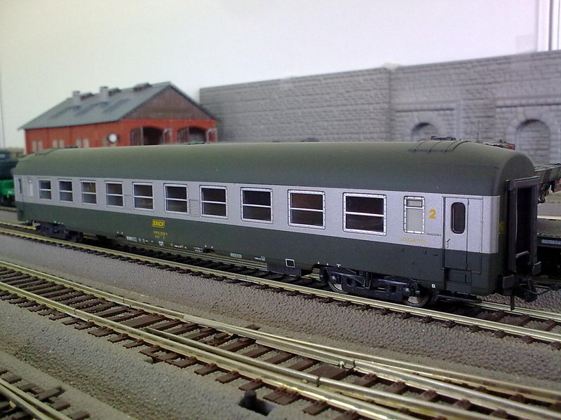 vagon ROCO-PS-44608-1.jpg