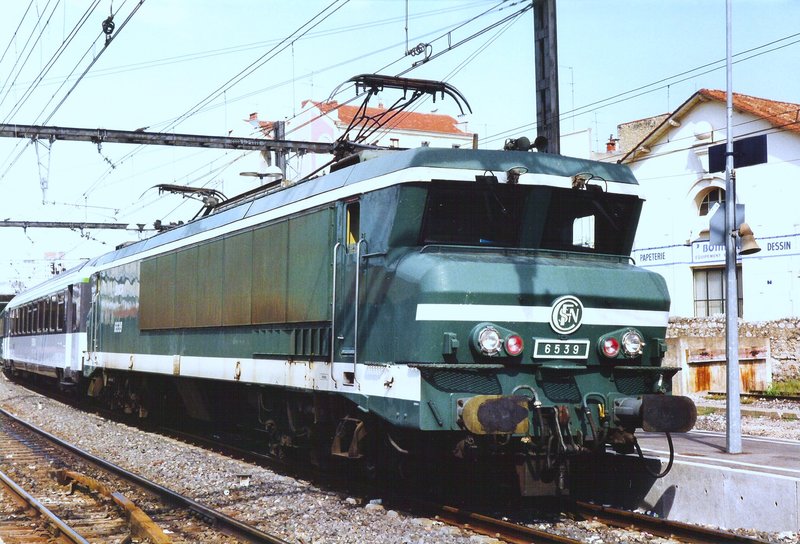 9006.jpg