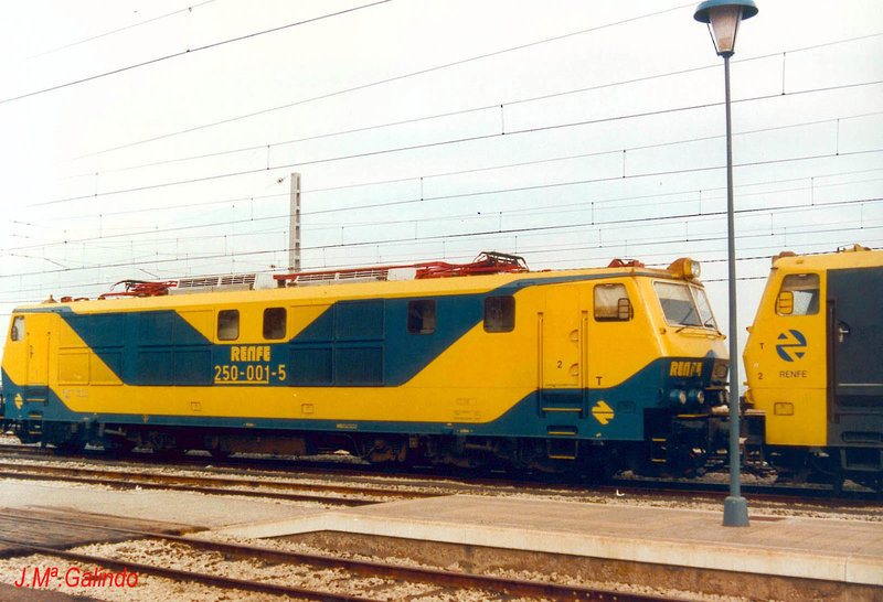 250-001_TARRAGONA_1994-05.jpg