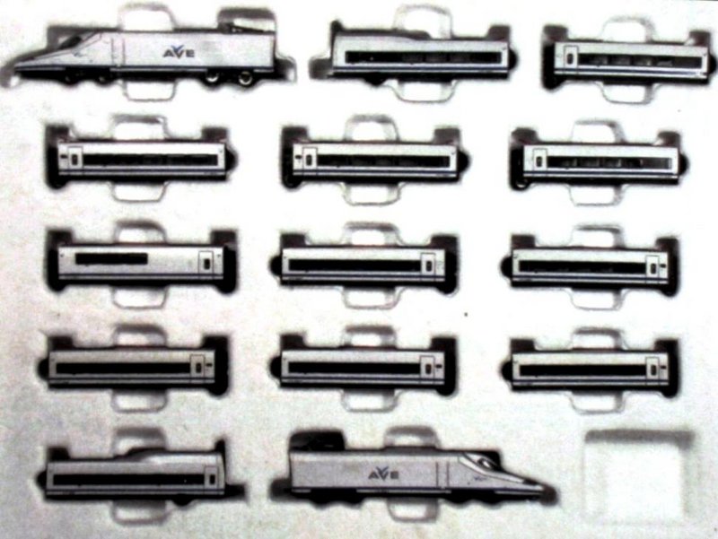 RENFE Serie 102 Startrain Set completo.jpg