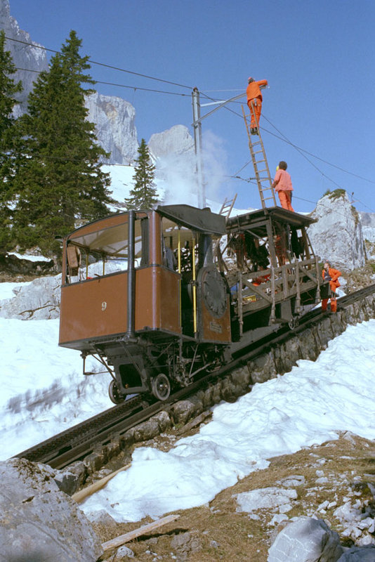 2308_85_PB-Xhm9.jpg