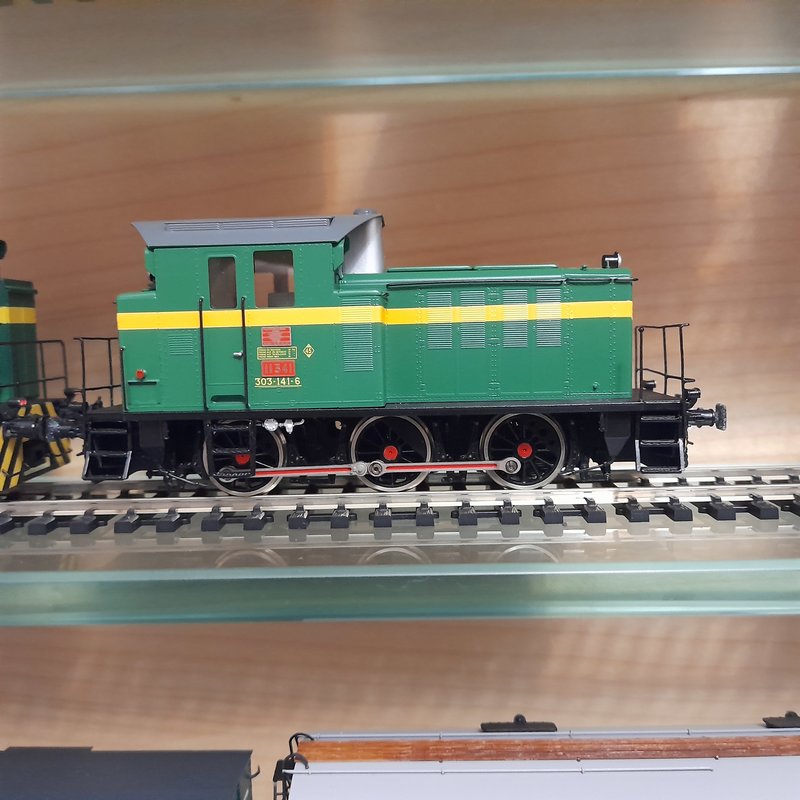 303.jpg