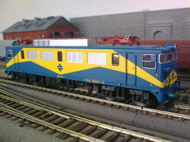 269-601.jpg