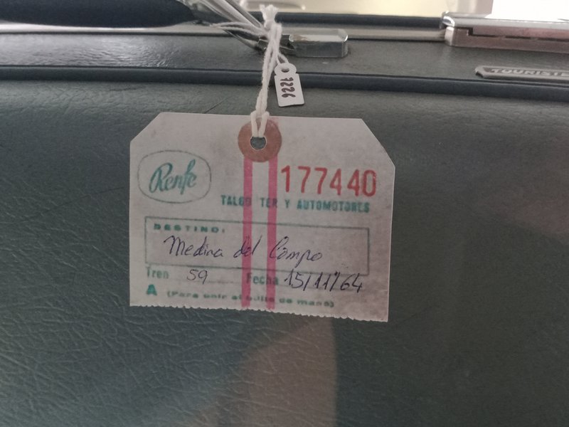 Etiqueta maleta.jpg