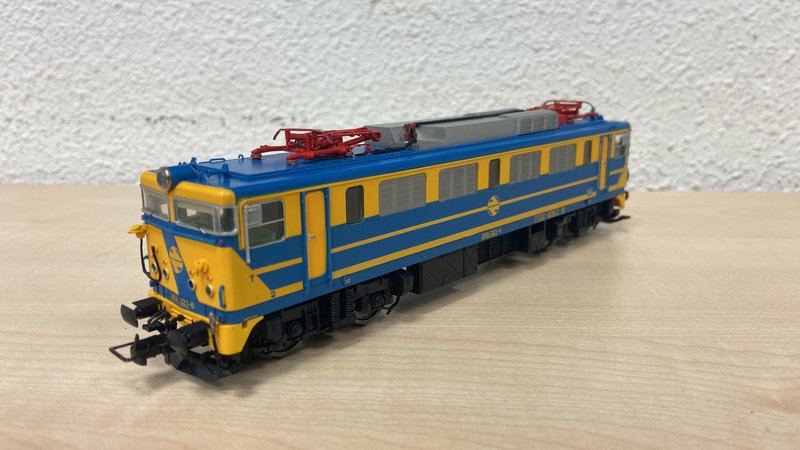 Electrotren_269_MR_01.jpeg