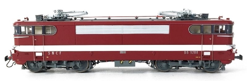 BB 9288.jpg