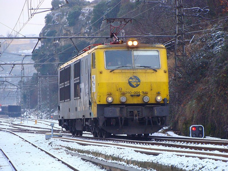 250004_Renfe_-_Manresa_-_2_-_Luis_Zamora.jpg