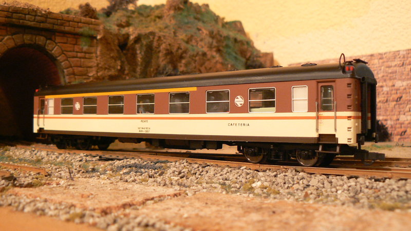 ET-AAR-5057.JPG