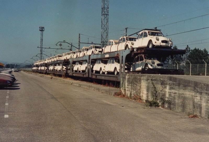 1 Laeks del pool HISPANAUTO en O Porriño 1986 (Fernando Abilleira Salomón).jpg