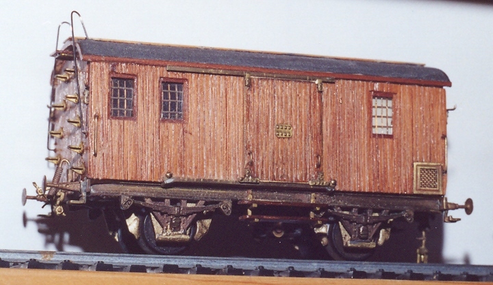 Coscolín_Furgon2ejes_FotoRailforofo.jpg