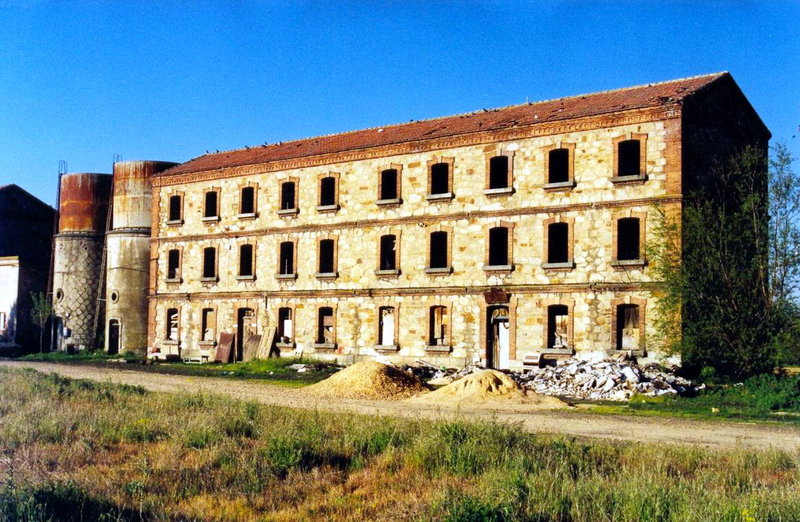 0981-N Astorga-San Andrés. Sede del Regimiento Militar de FFCC. 20-05-2001..jpg