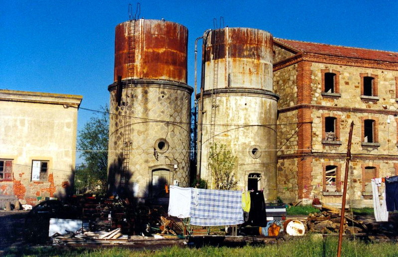 0985-N Astorga-San Andrés. Depósitos de agua y ropa tendida. 20-05-2001..jpg