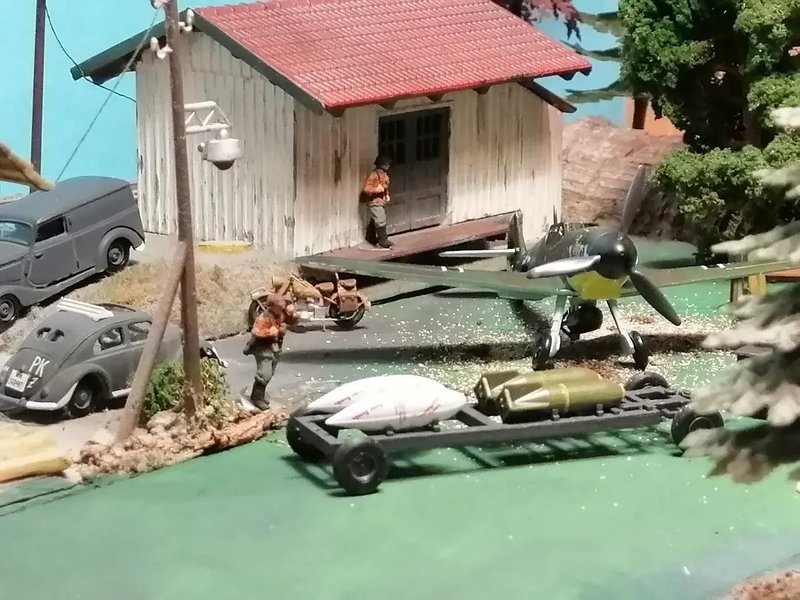 DIORAMA_AVION_08.jpg