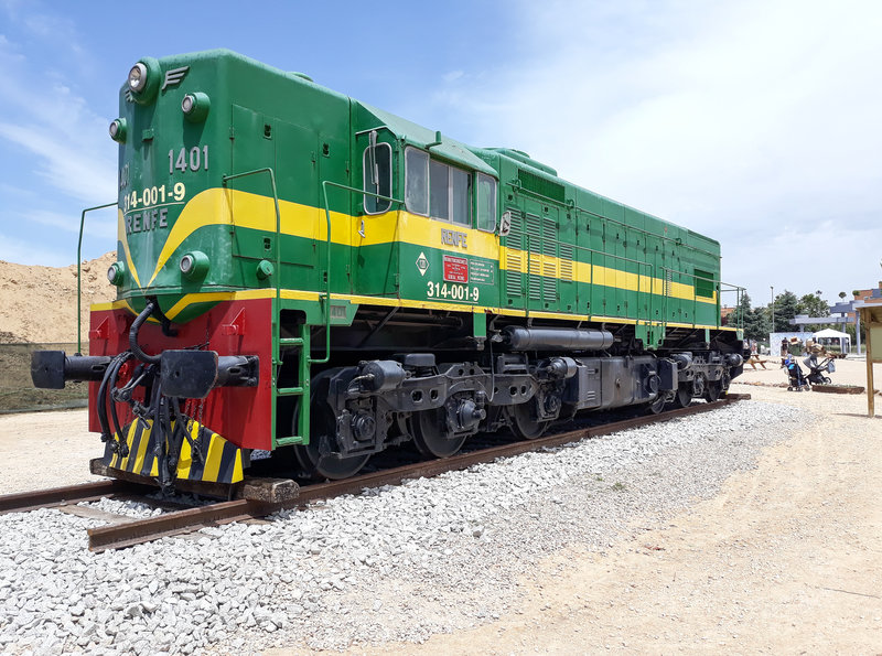 07-Renfe 314-001 en Fuenlabrada (sAMSUNG J5).jpg