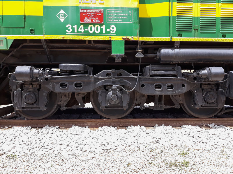 12-Renfe 314-001 en Fuenlabrada (sAMSUNG J5).jpg