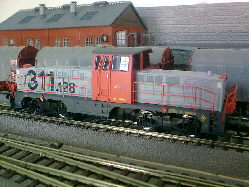 311-128.jpg