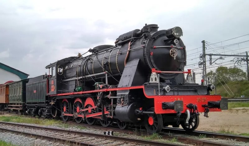locomotora_edit_261699427004337.jpg