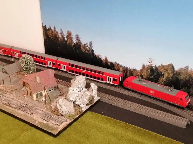 BR146_REGEXPRESS_06.jpg