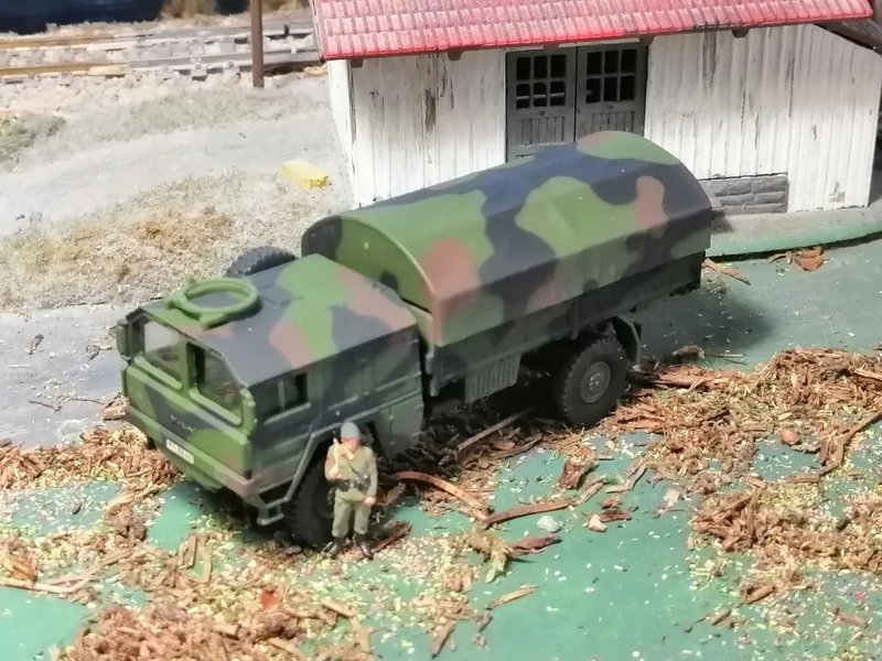 CAMION_MAN_5TM_03.jpg