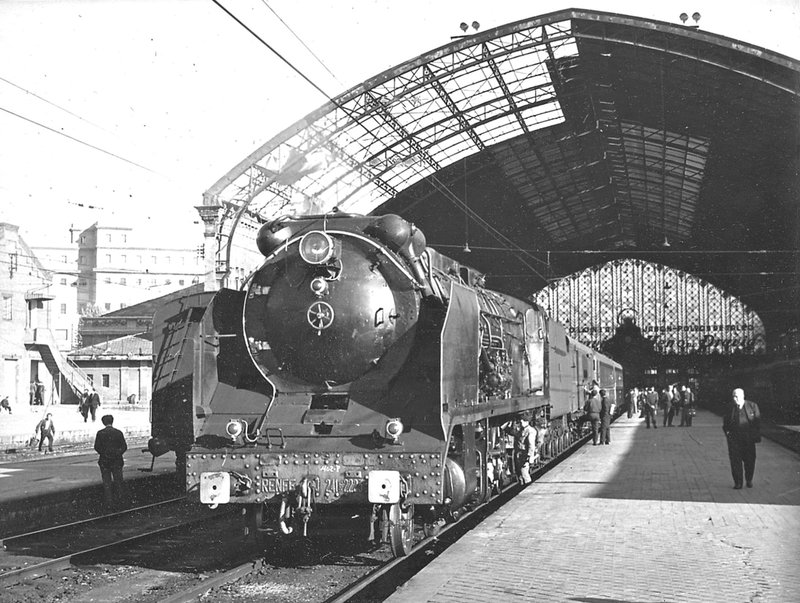 2233atocha3563.jpg