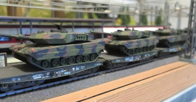TREN_BUNDESWER_1.jpg
