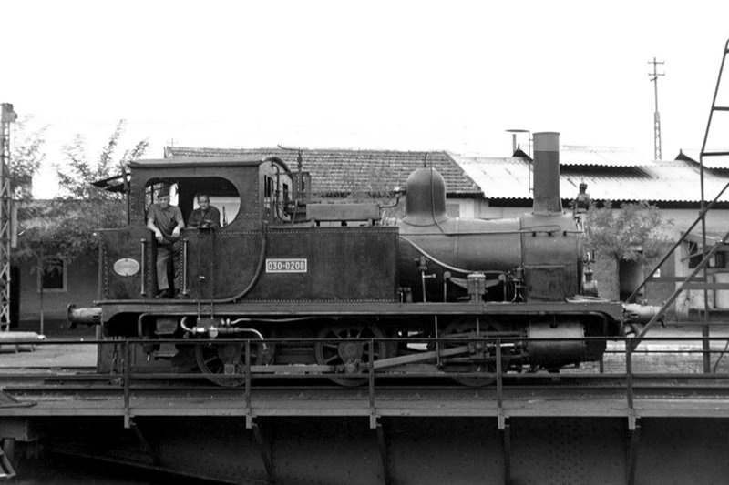 0208puentegenil1966.jpg